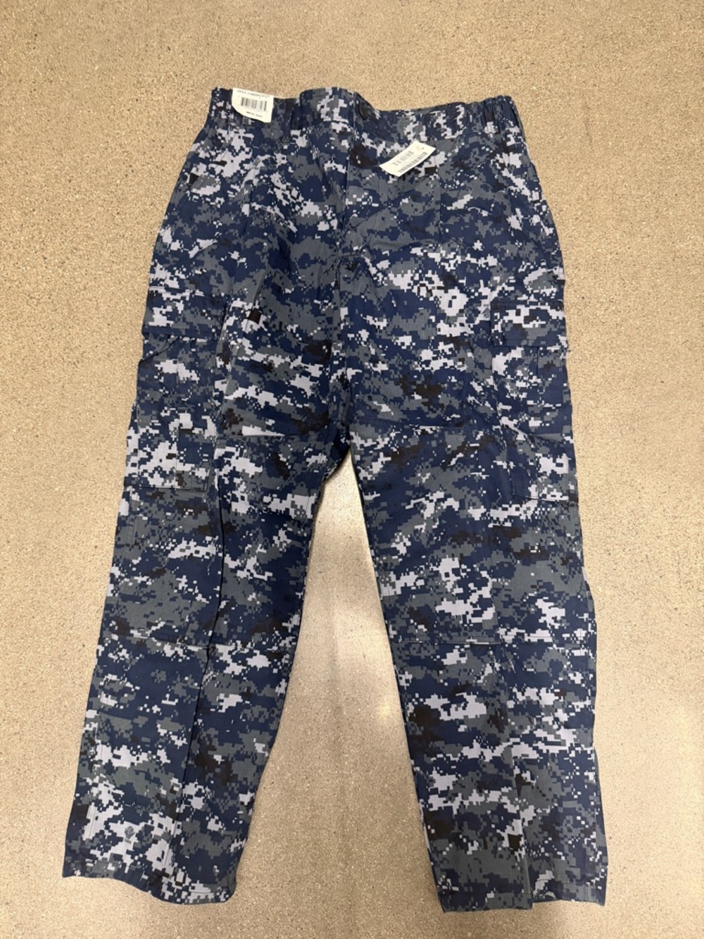 USN US NAVY BLUE Digital CAMO Cargo Military BDU Uniform Pants MEDIUM short nwt